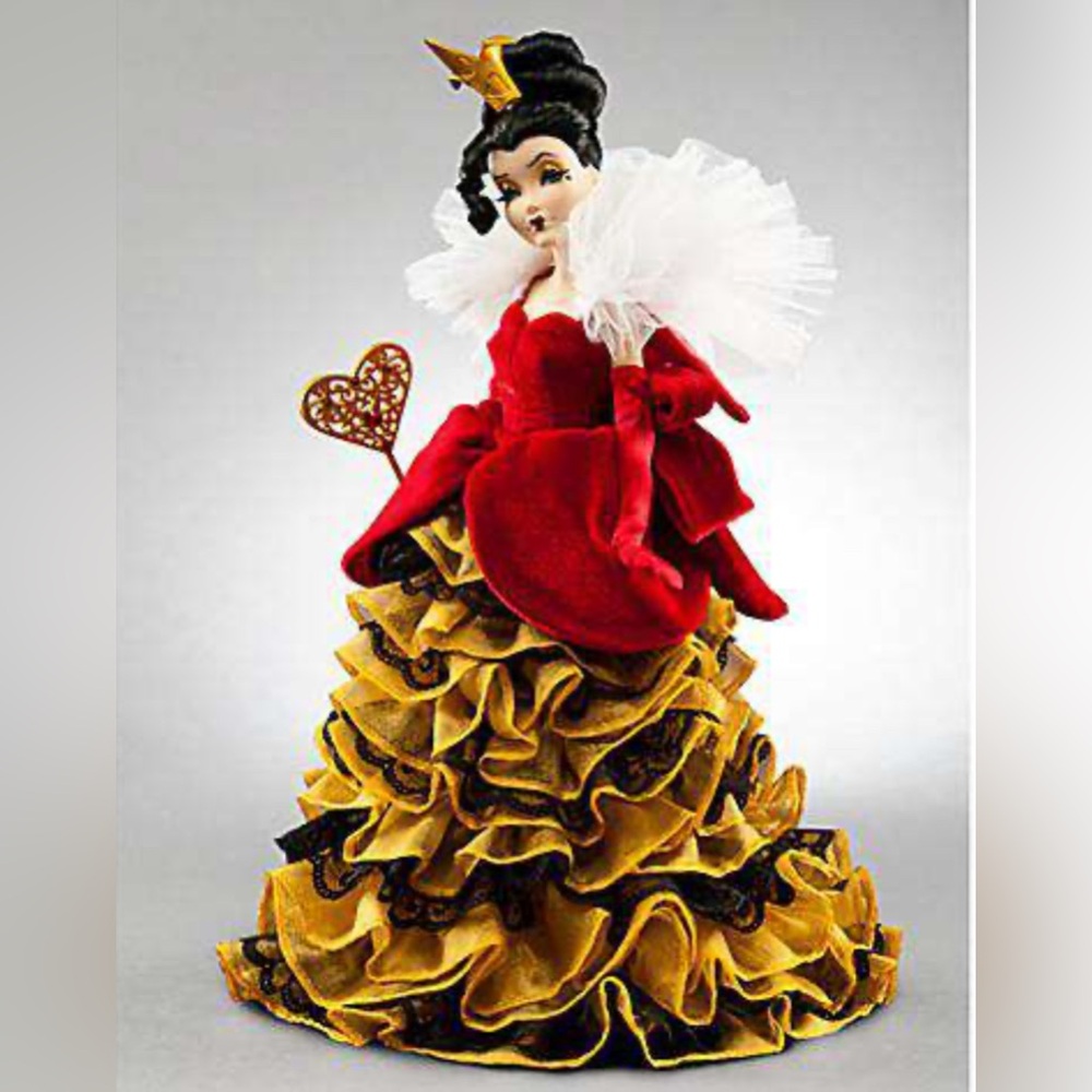 Disney Store Designer Collection Villians Queen of Hearts [Fashion's Wild Card]